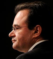 papaconstantinou.jpg
