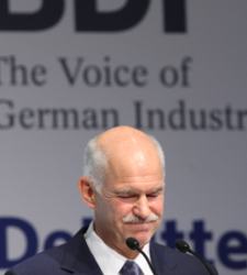 papandreu-berlin.jpg
