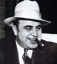 mafia_capone.jpg