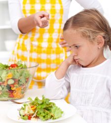 nina-ensalada.jpg