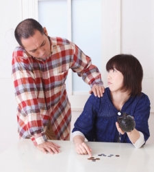 pareja-monedas-thinkstock.jpg