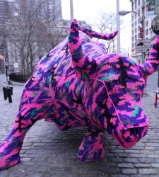 wallst-olek.jpg