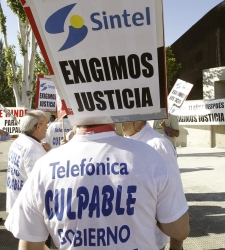 sintel-manifestantes-14junio2012.jpg