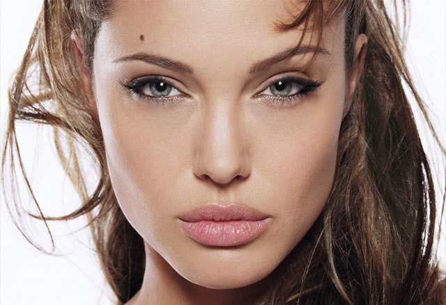 angelina-jolie.jpg