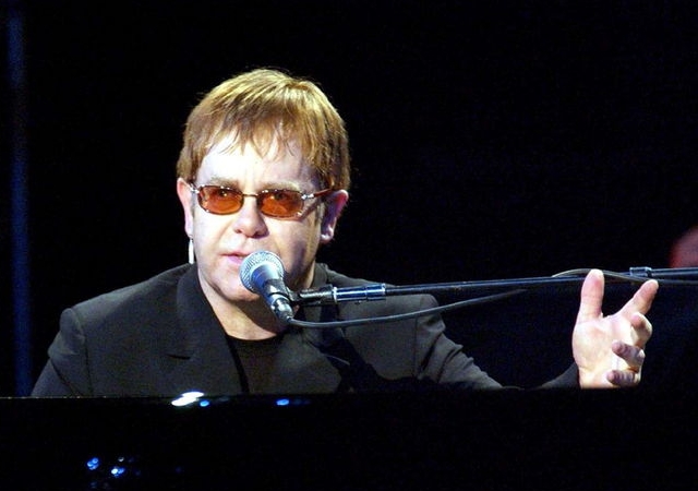eltonjohn.jpg