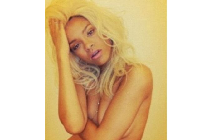 rihanna-desnuda.jpg