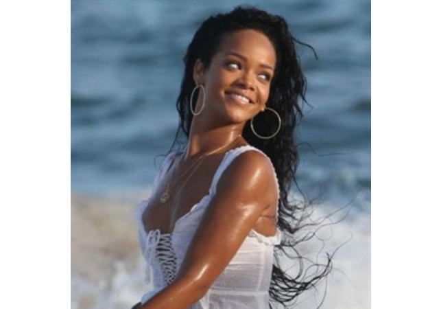 rihanna-playa.png