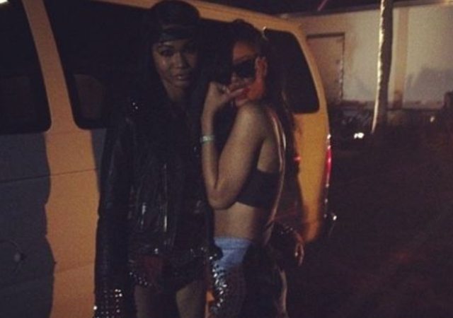 rihanna-twitter.jpg