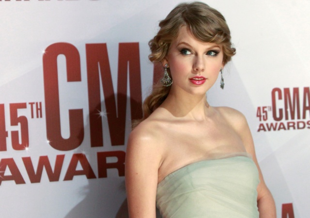 taylorswift3.jpg