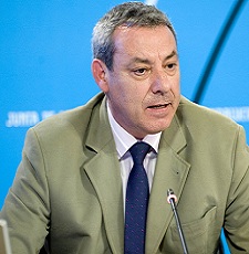 alvarezdelachicaint.jpg