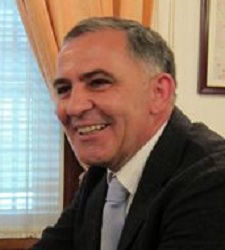 santiagoperezint.jpg
