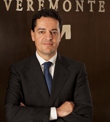 banuelos225.jpg