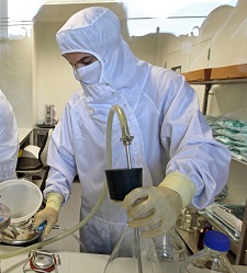 BialEFE225.jpg