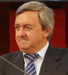 GVCarlosAguirre225.jpg