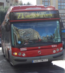bus225.jpg