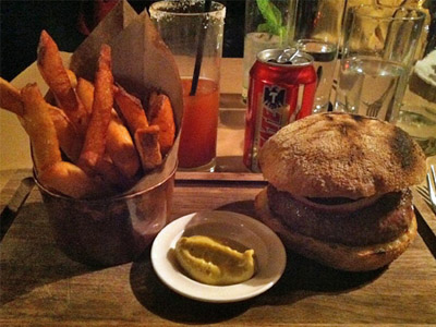 /imag/businessinsider/2012/03/06/the-breslin-heres-what-theyre-serving-at-wall-streets-favorite-lunch-spot.jpg