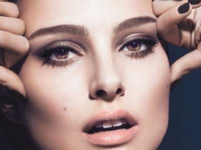 /imag/businessinsider/2012/10/24/see-the-natalie-portman-dior-ad-that-was-banned-in-the-uk.jpg