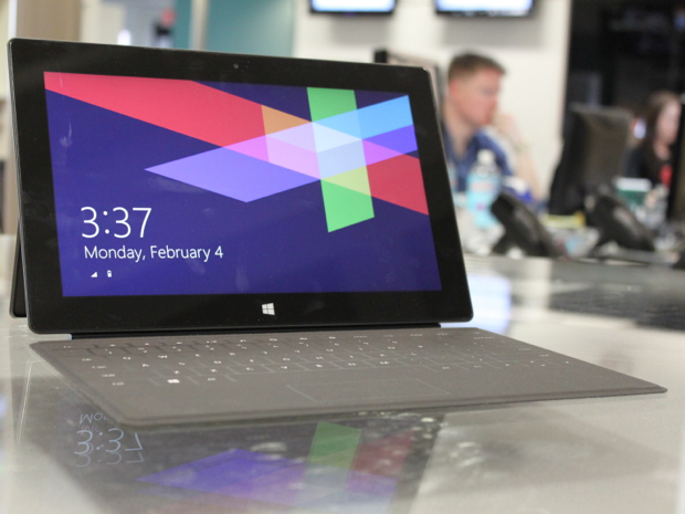 /imag/businessinsider/2013/02/07/pogue-the-surface-pro-is-the-right-machine-for-a-lot-of-people.jpg