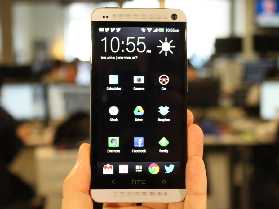 /imag/businessinsider/2013/04/08/htc-one-review-the-most-beautiful-android-phone-ever-made.jpg