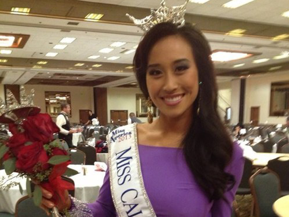 /imag/businessinsider/2013/07/04/21-year-old-dropbox-intern-crystal-lee-is-competing-to-be-miss-america.jpg