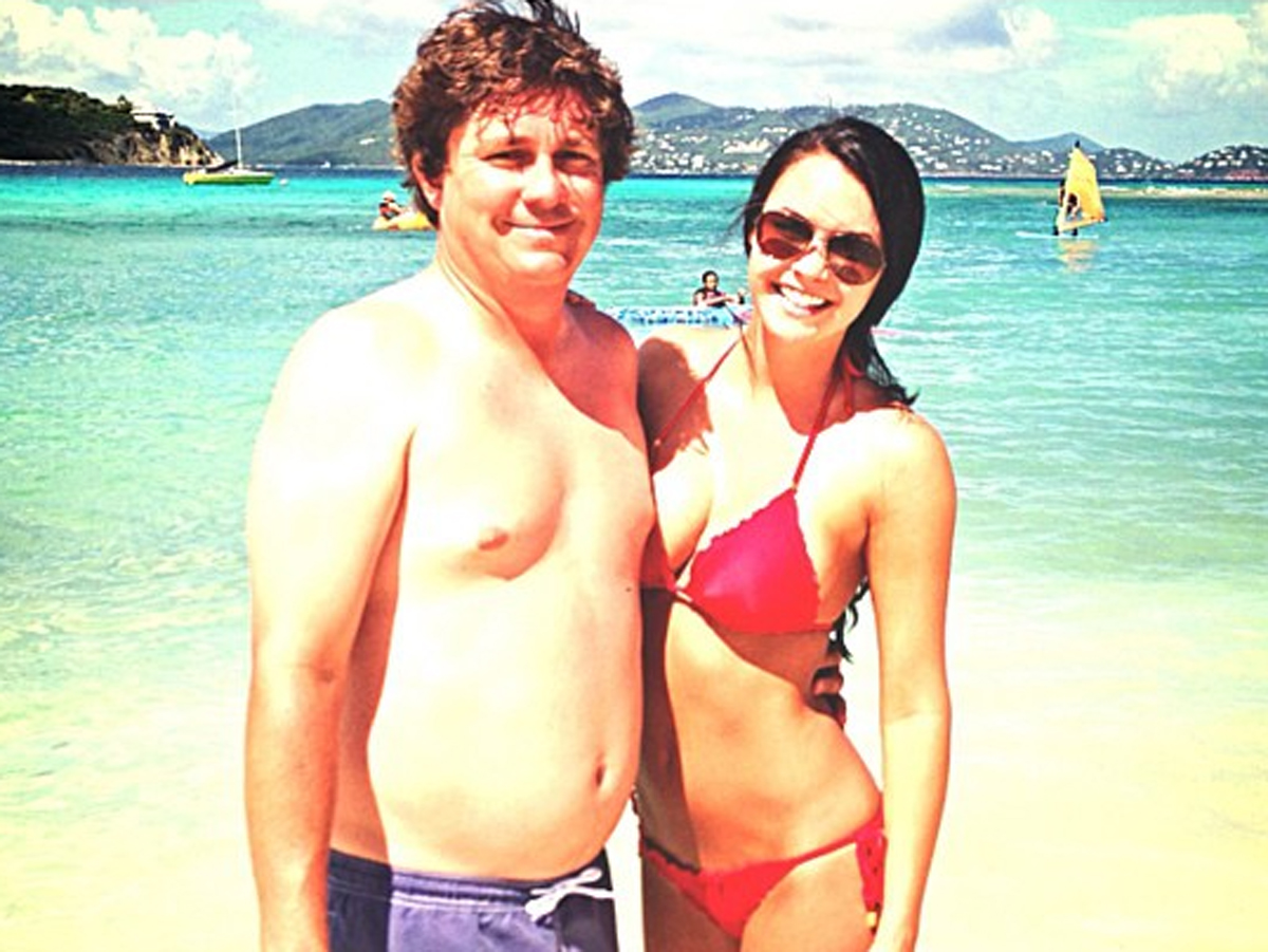/imag/businessinsider/2013/08/13/jason-dufner-and-his-wife-had-mini-golf-and-corn-hole-at-their-wedding.jpg