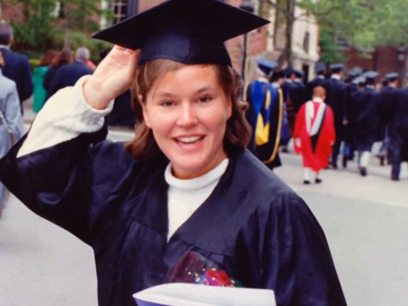 /imag/businessinsider/2013/10/10/lay-off-meredith-whitney.jpg