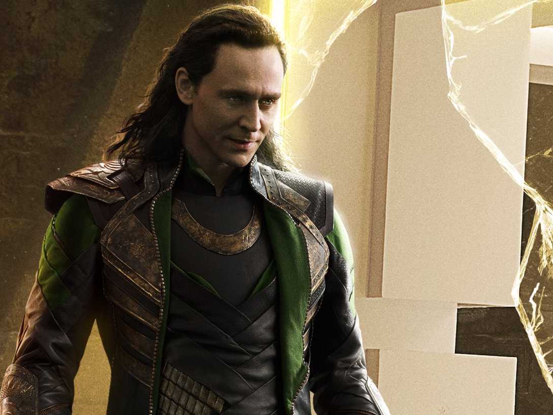 /imag/businessinsider/2013/11/07/thor-the-dark-world-reviews-antihero-loki-is-the-best-part-of-the-sequel.jpg
