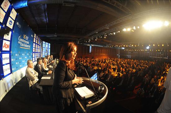 /imag/efe/2010/11/19/20101119-3484117w.jpg