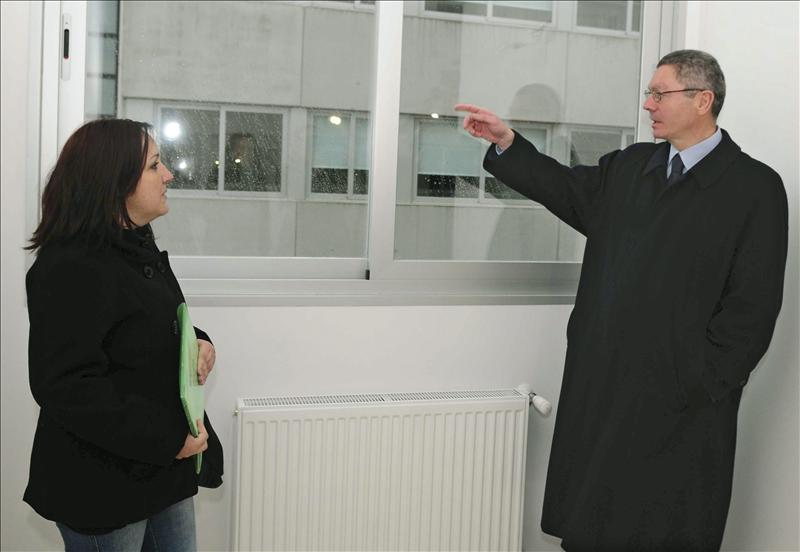 /imag/efe/2011/02/15/20110215-3646482w.jpg