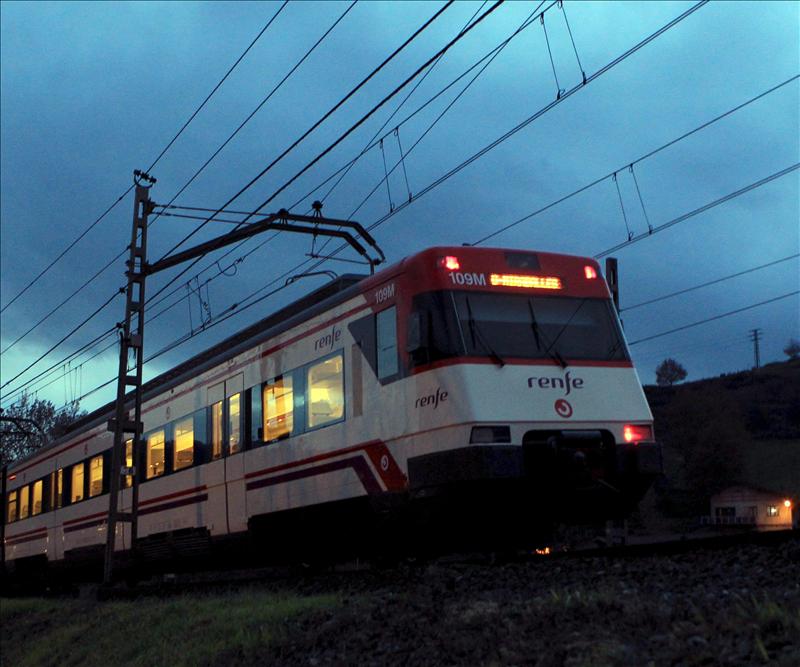 /imag/efe/2011/06/26/20110626-3919198w.jpg