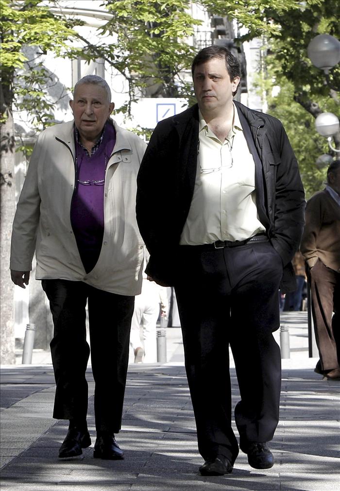 /imag/efe/2011/12/07/20111207-4243188w.jpg
