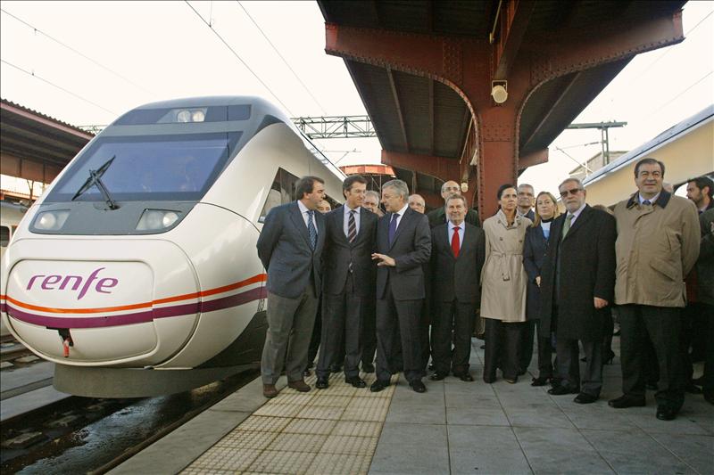 /imag/efe/2011/12/10/20111210-4248359w.jpg