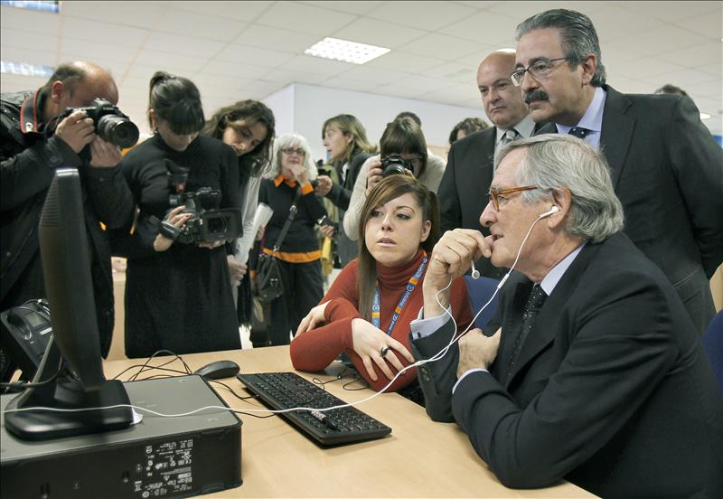 /imag/efe/2012/02/07/20120206-4357364w.jpg