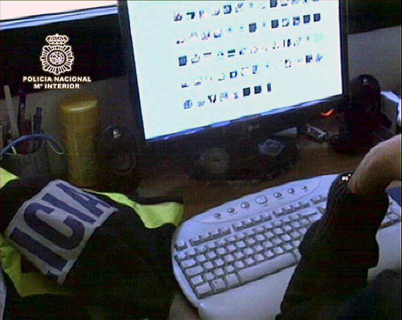 /imag/efe/2012/02/09/20120209-4364419w.jpg