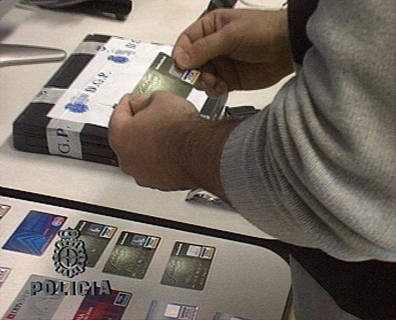 /imag/efe/2012/12/06/20121206-4990337w.jpg