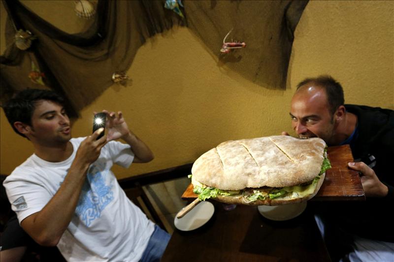 /imag/efe/2013/08/30/20130830-5551373w.jpg