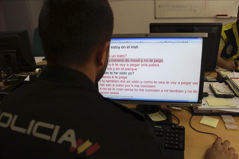 /imag/efe/2013/10/25/20131025-5681730w.jpg