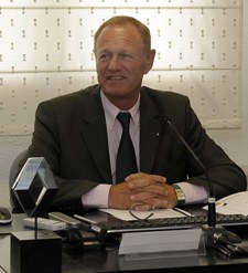 juntarenaultint.jpg