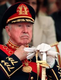 pinochet2.jpg