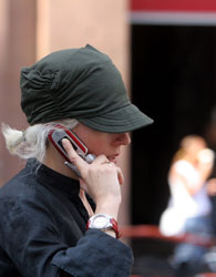 movil-persona.jpg