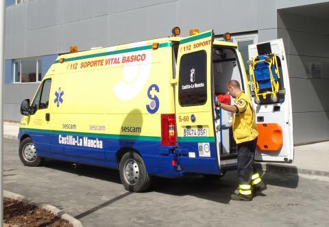 Imagen de una ambulancia del servicio de Sescam |Foto del Sescam
