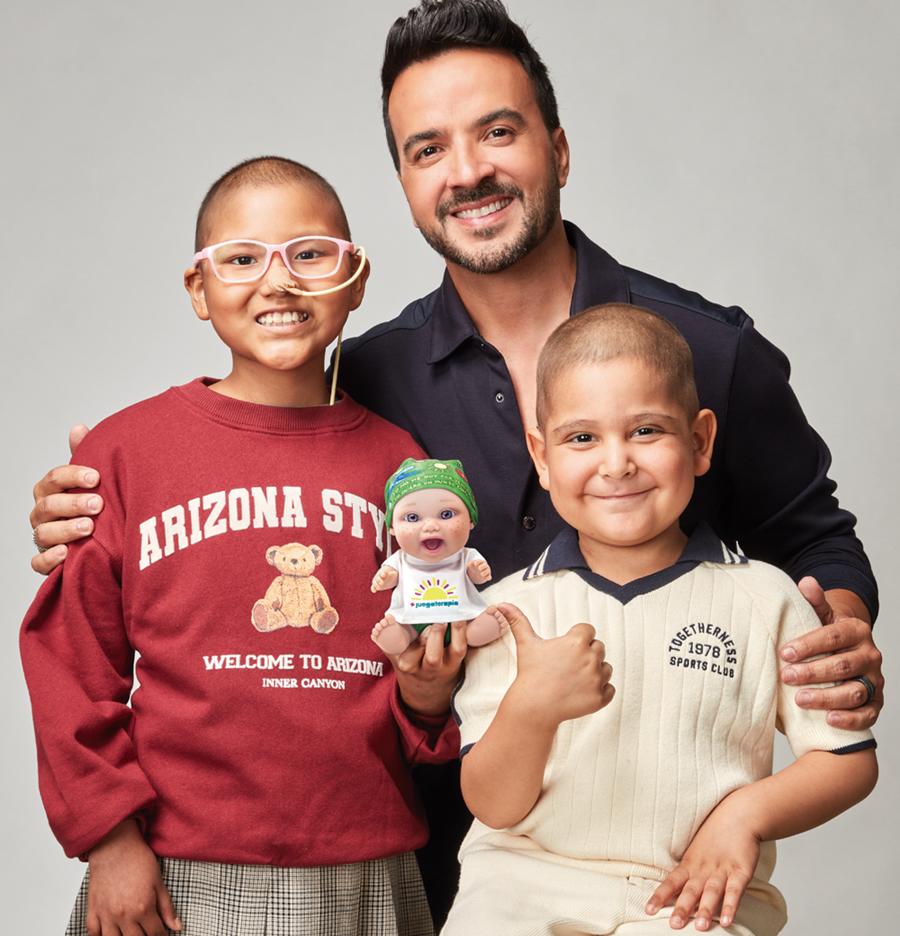 Fonsi, Valentina y Thiago | Foto de  Fundación Juegaterapia