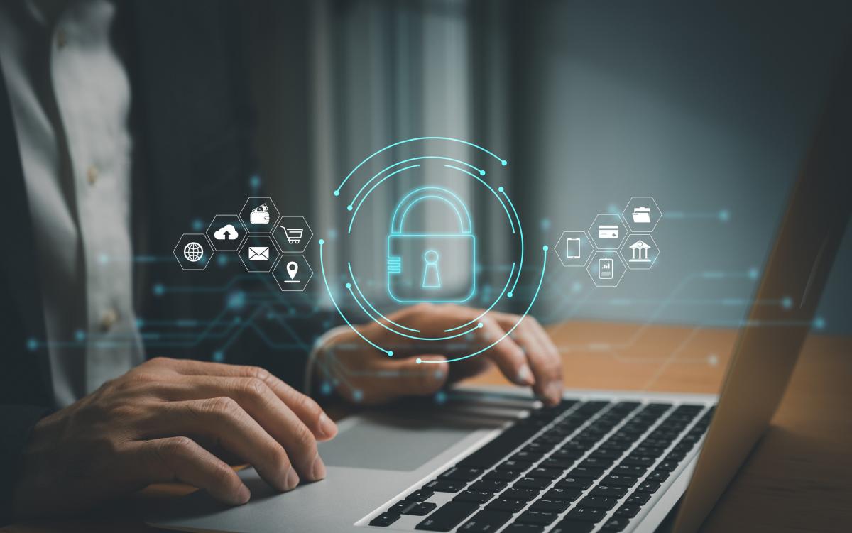 Ciberseguridad | Foto de 123RF/teerasanp