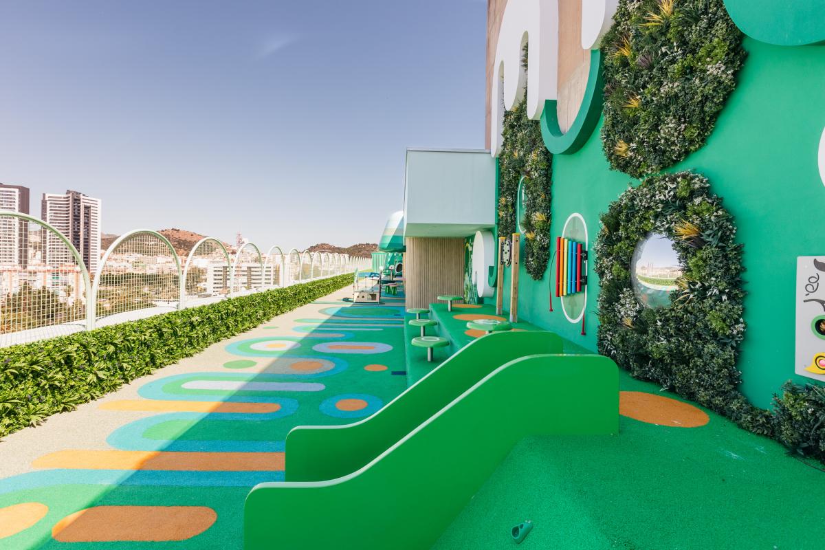 Azotea del Hospital Materno Infantil de Málaga | Foto de la Fundación Juegaterapia
