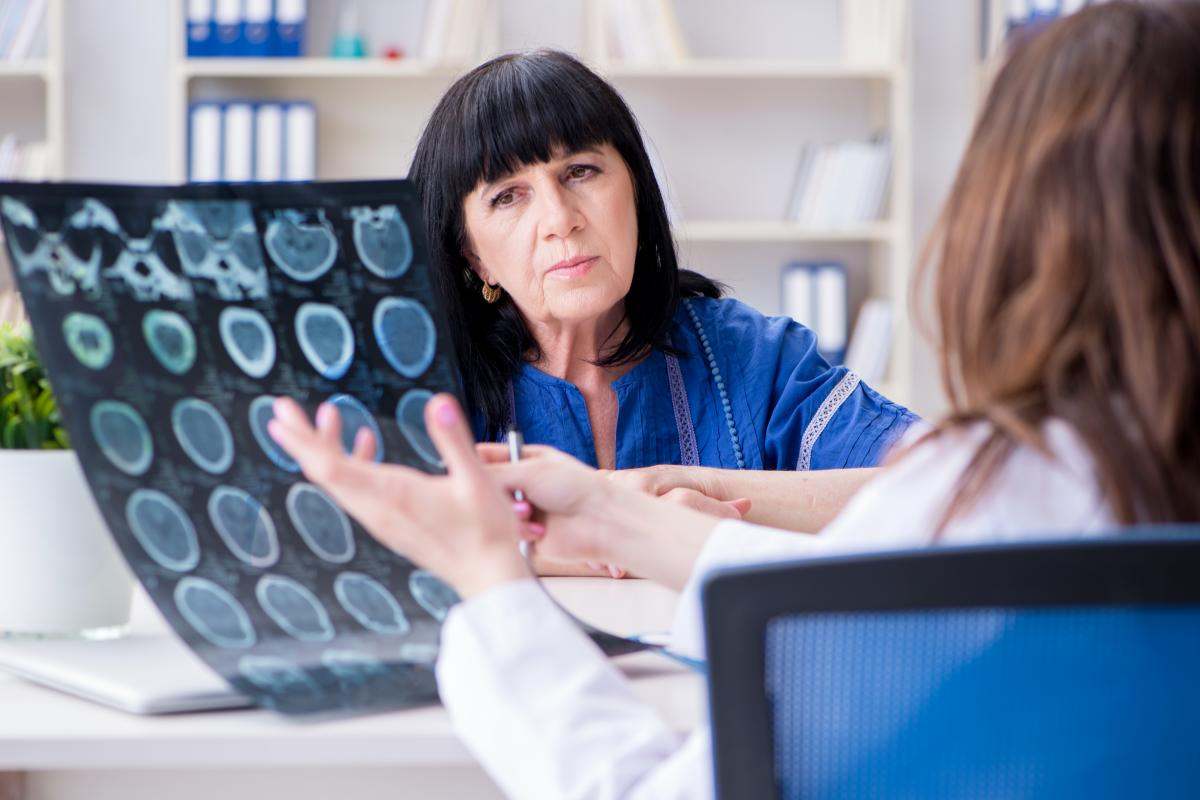 Una paciente en una consulta médica | Foto de 123rf/Elnur