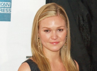 Julia Stiles