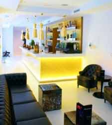 ginroom.jpg