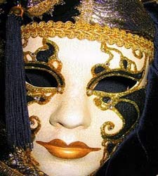 mascara_venecia.jpg