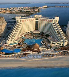 me_cancun.jpg
