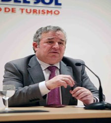 salvador_pendon.jpg